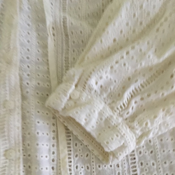 Joie Eyelet Blouse size small - Picture 3 of 4
